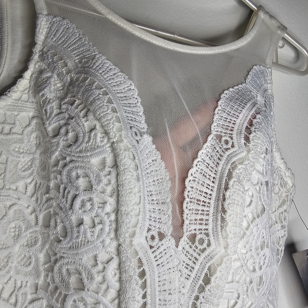 Lulus Cali Cantina White Lace Bodysuit Sz L - Picture 6 of 16